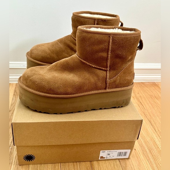 UGG Classic Mini Platform in Chestnut - Picture 2 of 11